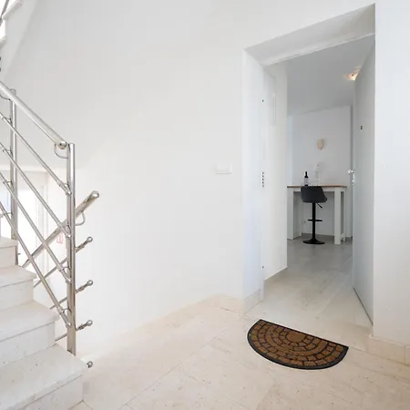 Mulin Apartment Trogir